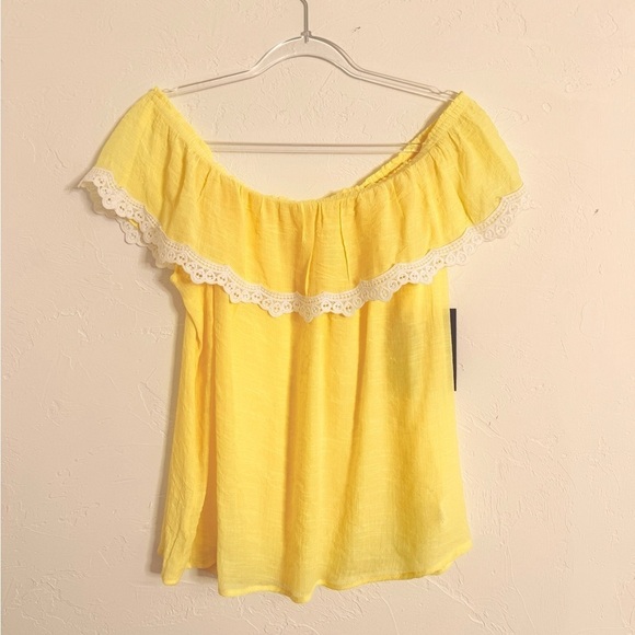 Perception Yellow Lace Trim Peasant Top Medium - Picture 1 of 8